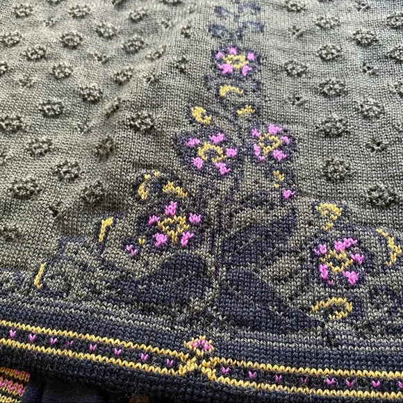 DALE OF NORWAY Olive and Violet Embroidered Cardigan,size Large - Picture 7 of 8